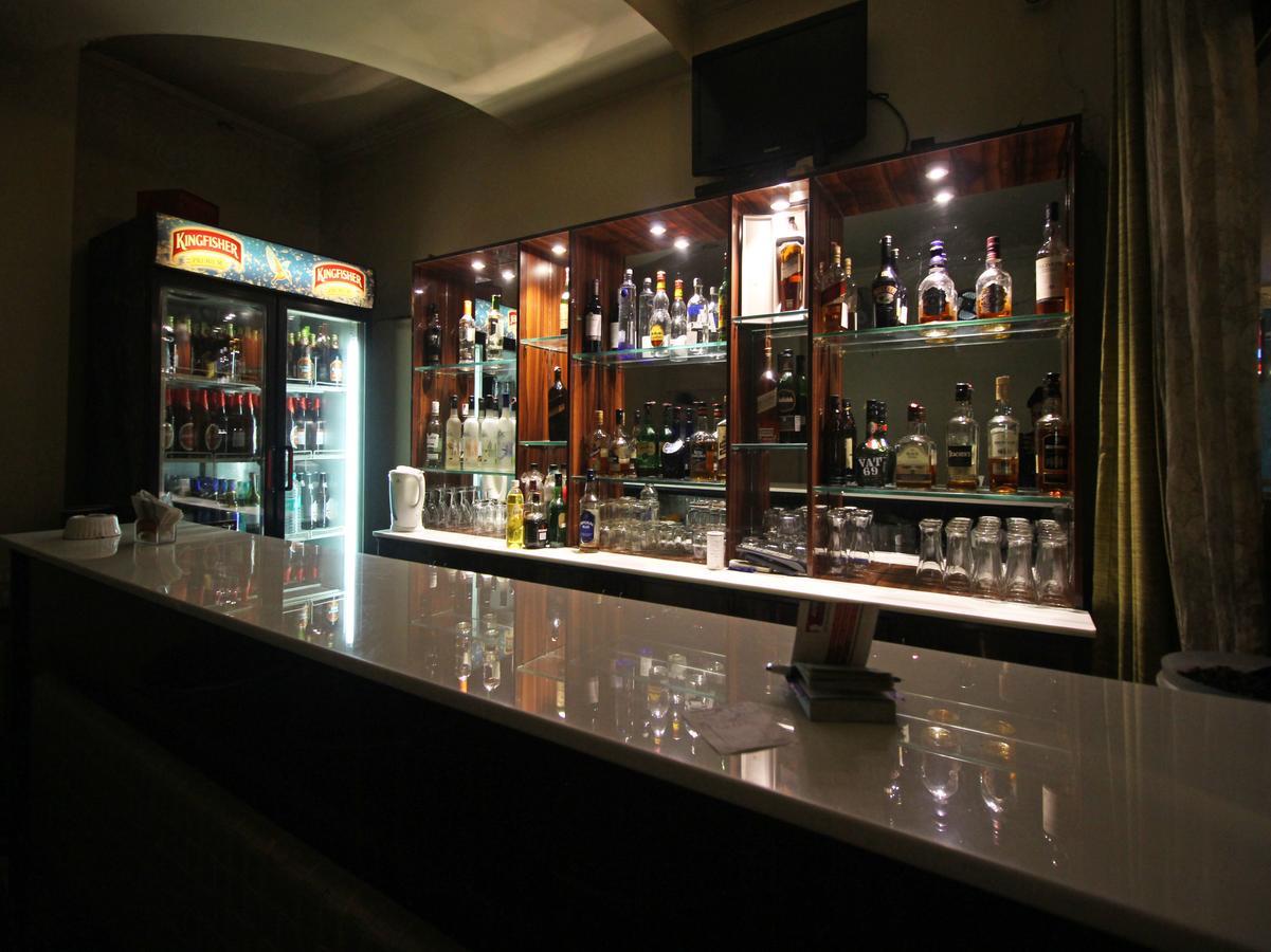 Oyo 8132 Hotel Kukreja Dehradun Extérieur photo