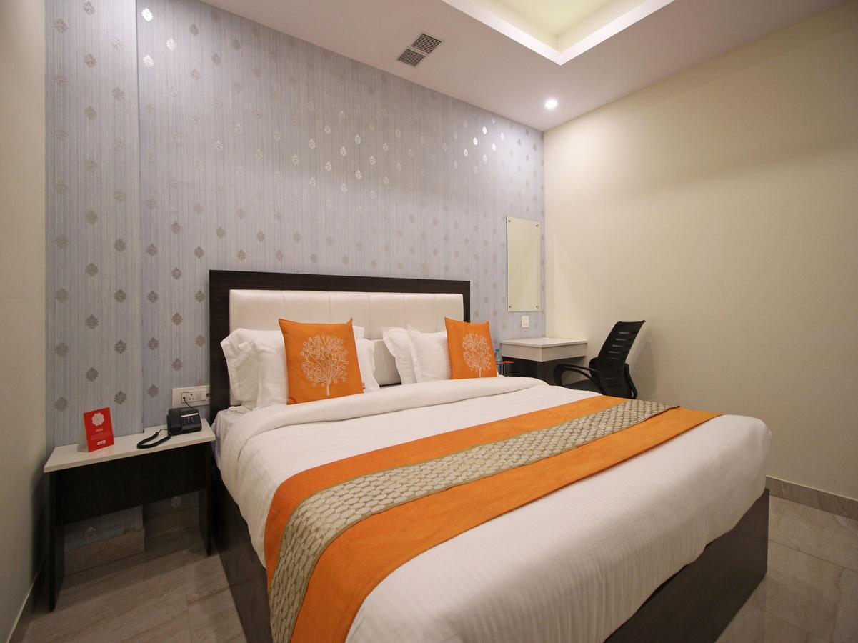 Oyo 8132 Hotel Kukreja Dehradun Extérieur photo