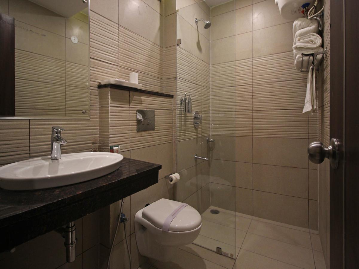 Oyo 8132 Hotel Kukreja Dehradun Extérieur photo