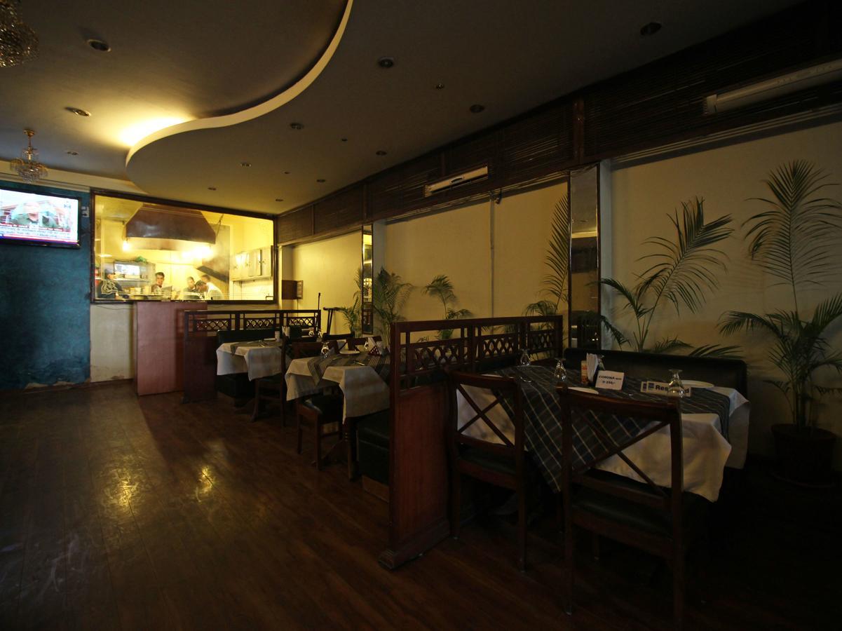 Oyo 8132 Hotel Kukreja Dehradun Extérieur photo