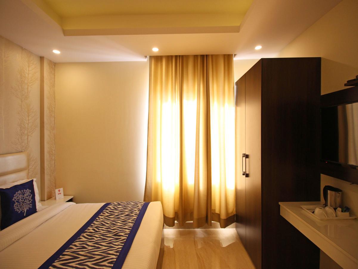Oyo 8132 Hotel Kukreja Dehradun Extérieur photo